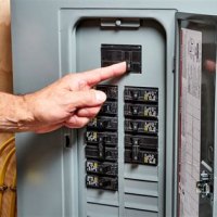 Is It Safe To Change A Circuit Breaker